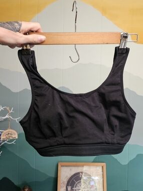 Patagonia Black Crop Support Sports Bra